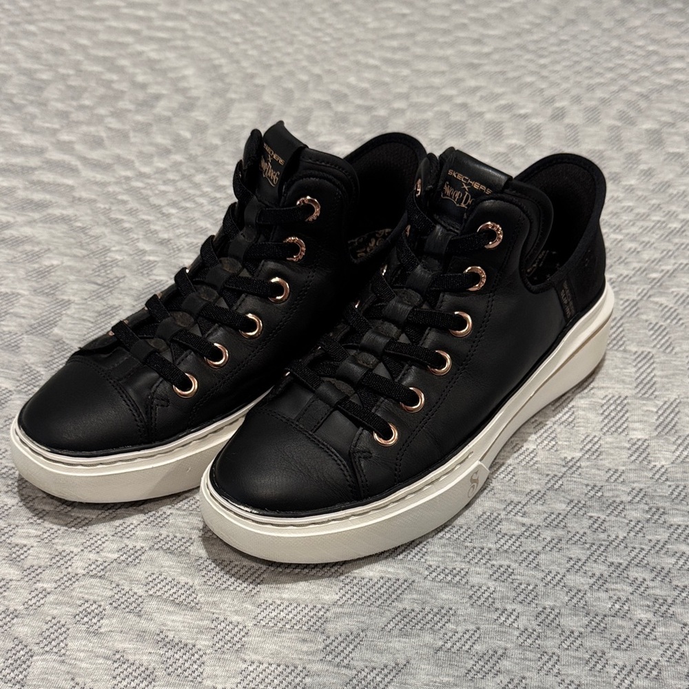 Skechers Womens Snoop Dogg: Hands Free Slip-ins. Women’s Size 7.5